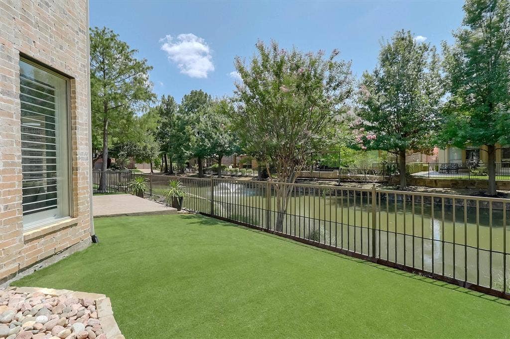 45 Secluded Pond Drive, Frisco, TX 75034