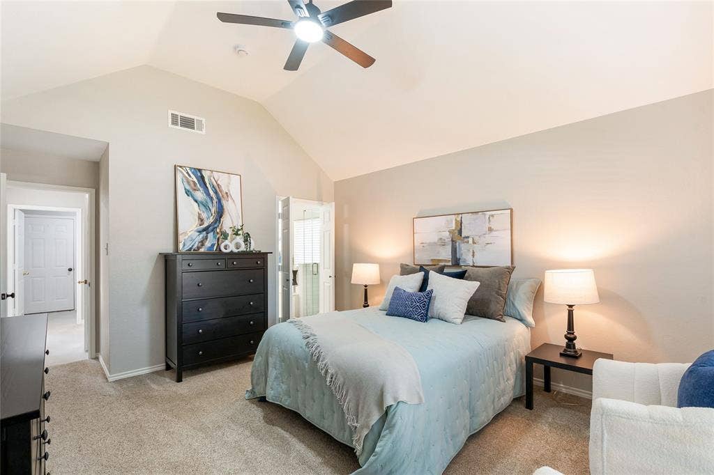 10231 Castle Drive, Frisco, TX 75035 10231 Castle Drive, Frisco, TX 75035