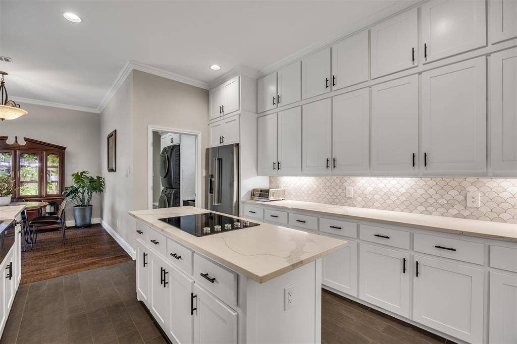 1324 Coral Drive, Coppell, TX 75019 1324 Coral Drive, Coppell, TX 75019