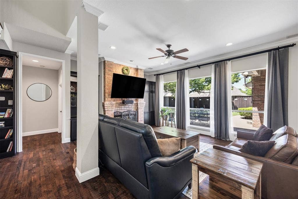 1324 Coral Drive, Coppell, TX 75019 1324 Coral Drive, Coppell, TX 75019