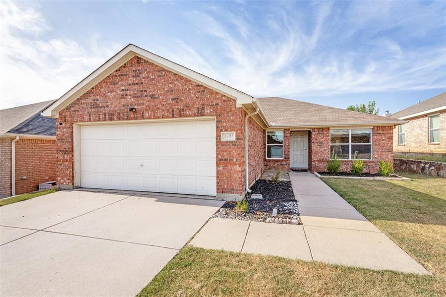 Property photo for 3804 Jade Street, Fort Worth, TX