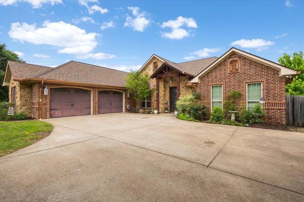 249 Heritage Court, Lindale, TX 75771 249 Heritage Court, Lindale, TX 75771