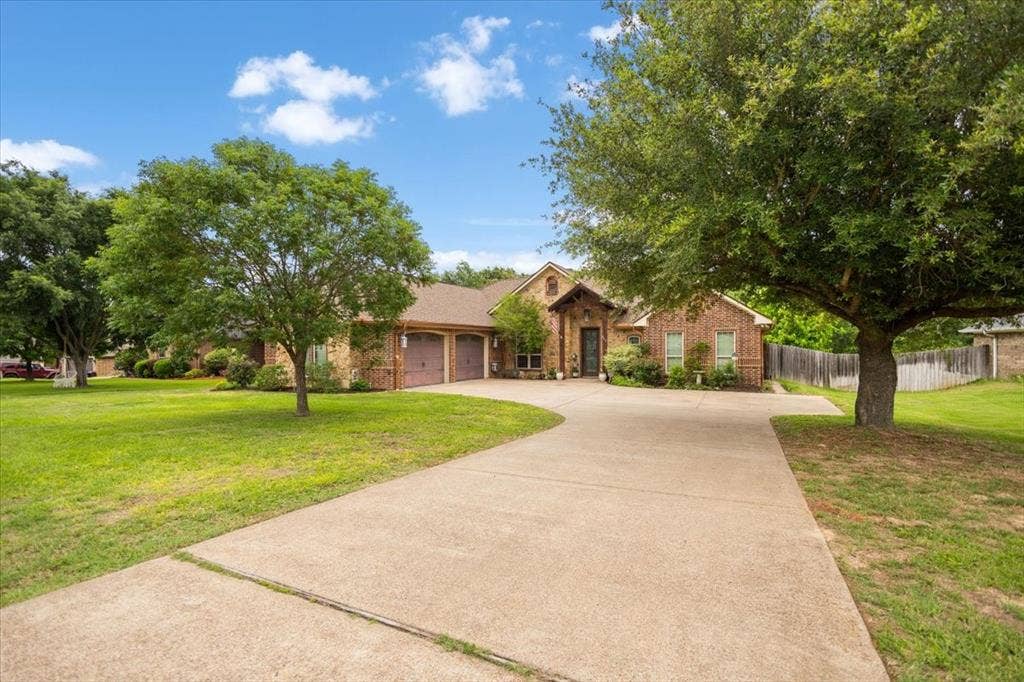 249 Heritage Court, Lindale, TX 75771 249 Heritage Court, Lindale, TX 75771