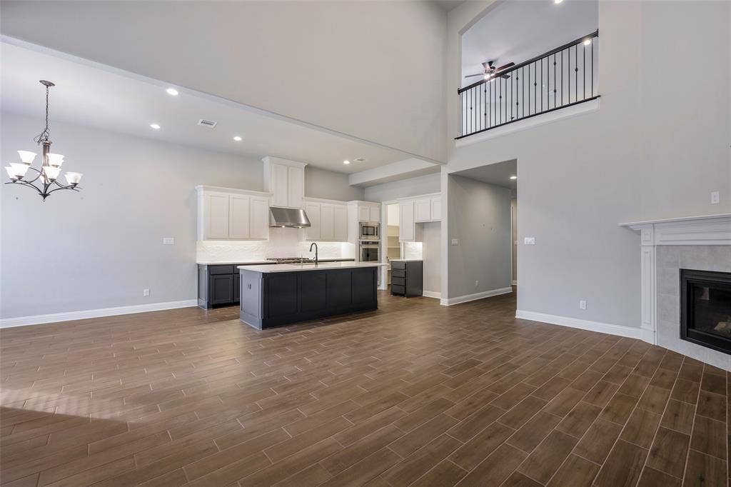 941 Leola Lane, Allen, TX 75013 941 Leola Lane, Allen, TX 75013