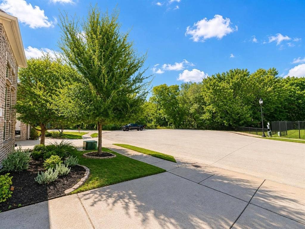 941 Leola Lane, Allen, TX 75013 941 Leola Lane, Allen, TX 75013