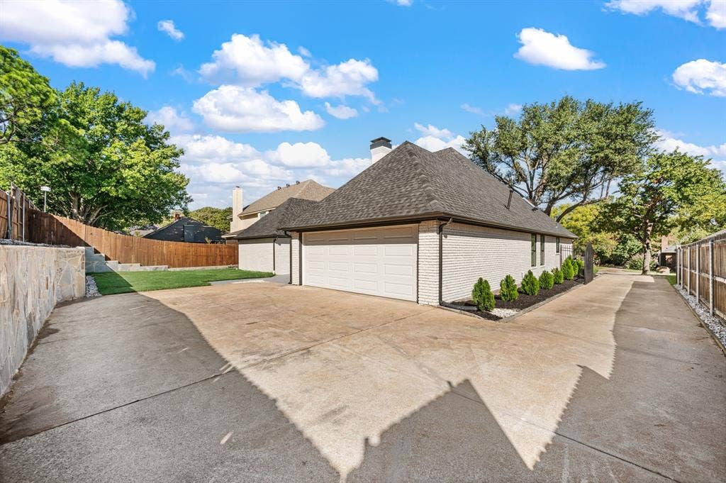 2905 Crestline Drive, Grapevine, TX 76051