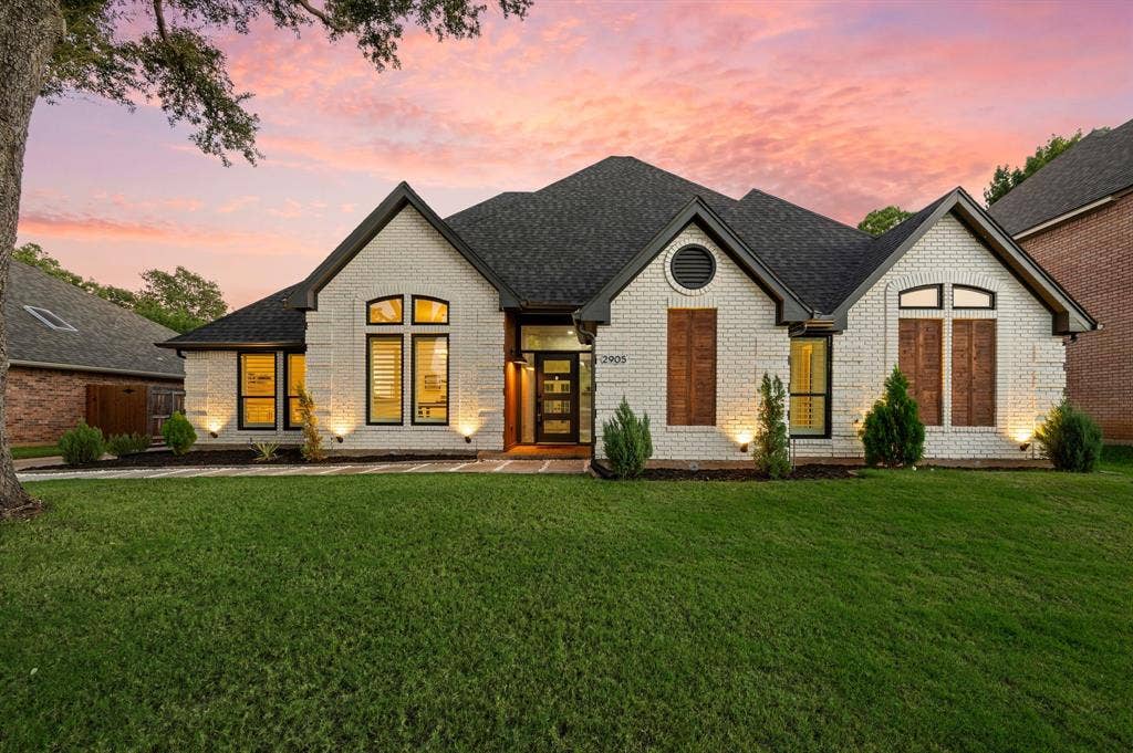 2905 Crestline Drive, Grapevine, TX 76051