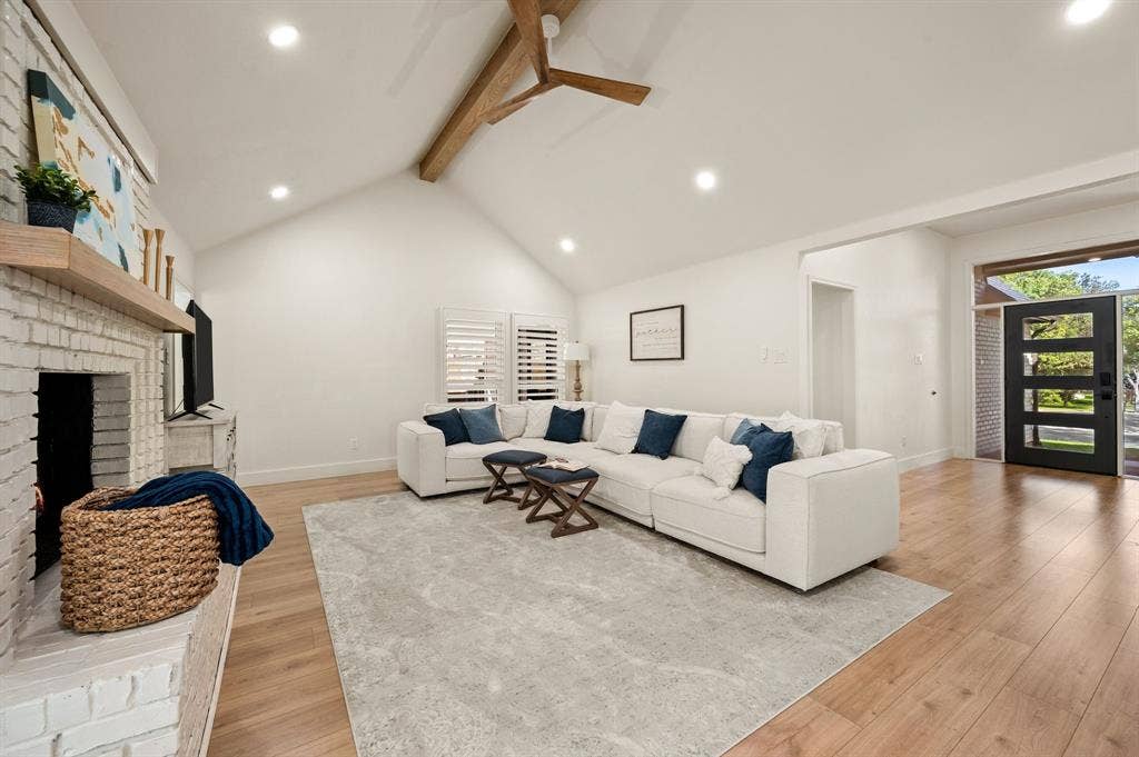2905 Crestline Drive, Grapevine, TX 76051