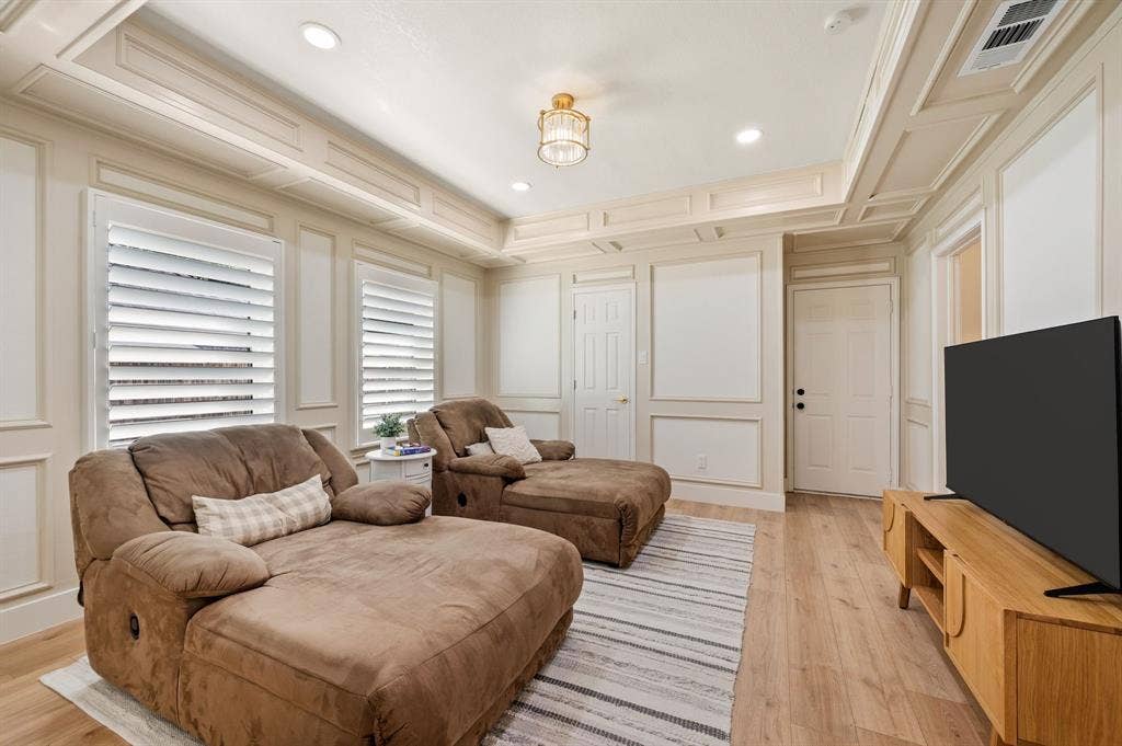 2905 Crestline Drive, Grapevine, TX 76051