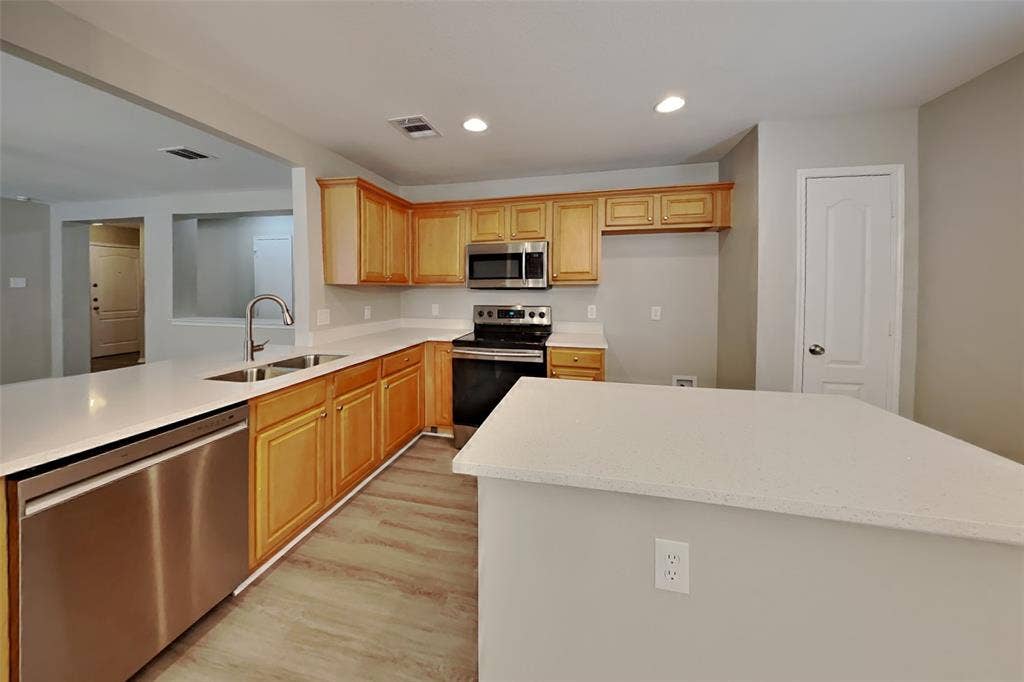 13837 Canyon Ranch Road, Fort Worth, TX 76262 13837 Canyon Ranch Road, Fort Worth, TX 76262