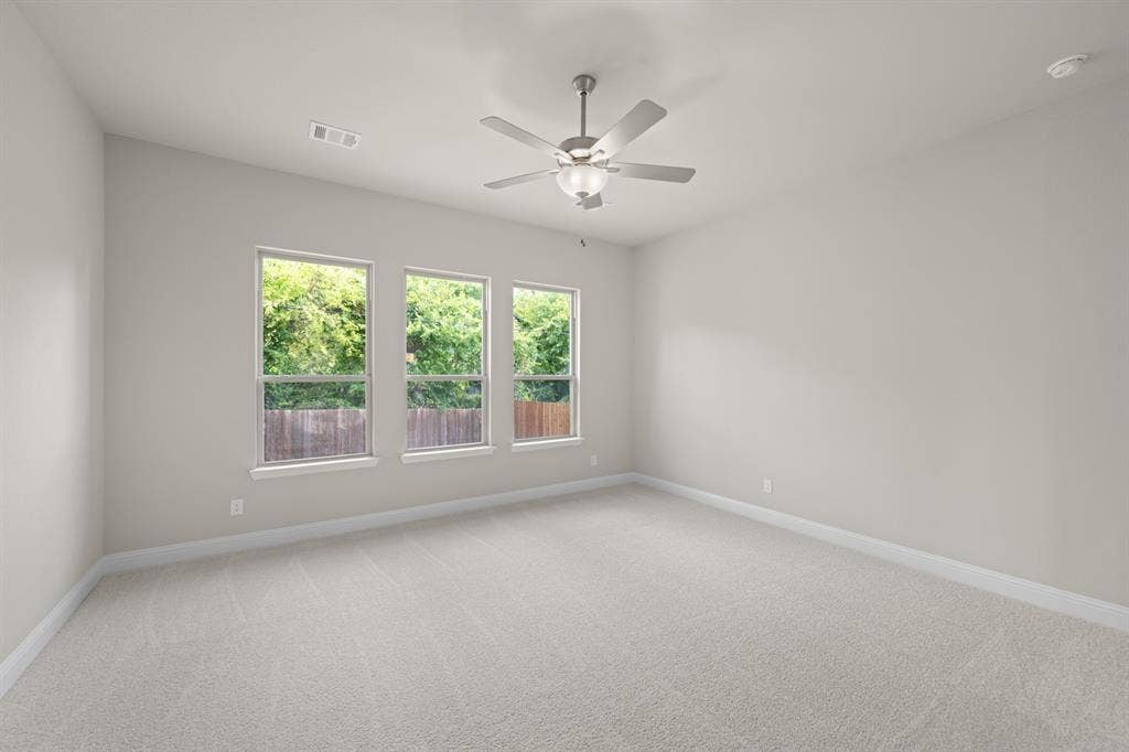 971 Richard Pittmon Drive, DeSoto, TX 75115 971 Richard Pittmon- Primary Suite-1