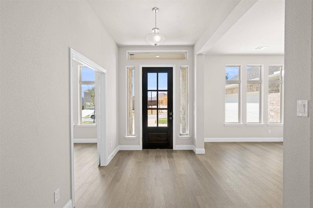 971 Richard Pittmon Drive, DeSoto, TX 75115 971 Richard Pittmon- Entry-1