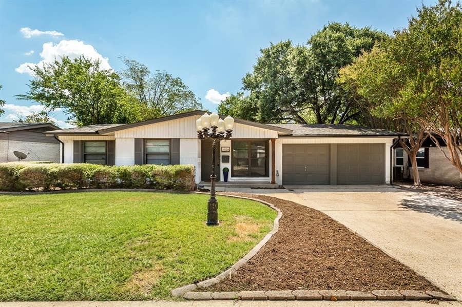 Property photo for 2328 Globe Avenue, Dallas, TX