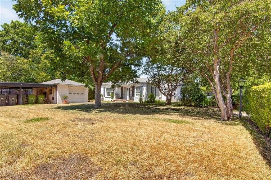 600 N 33 Road, Waco, TX 76707