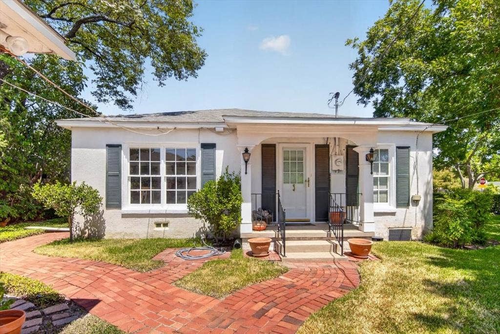 600 N 33 Road, Waco, TX 76707