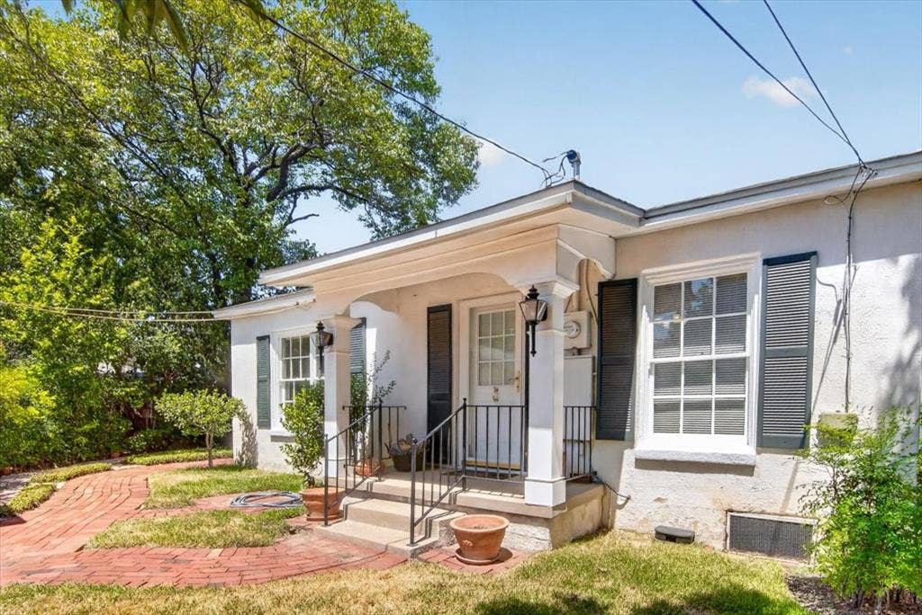 600 N 33 Road, Waco, TX 76707