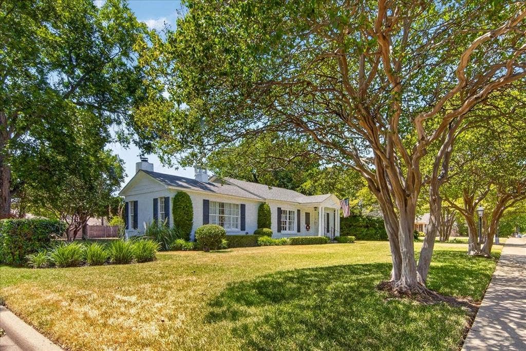 600 N 33 Road, Waco, TX 76707