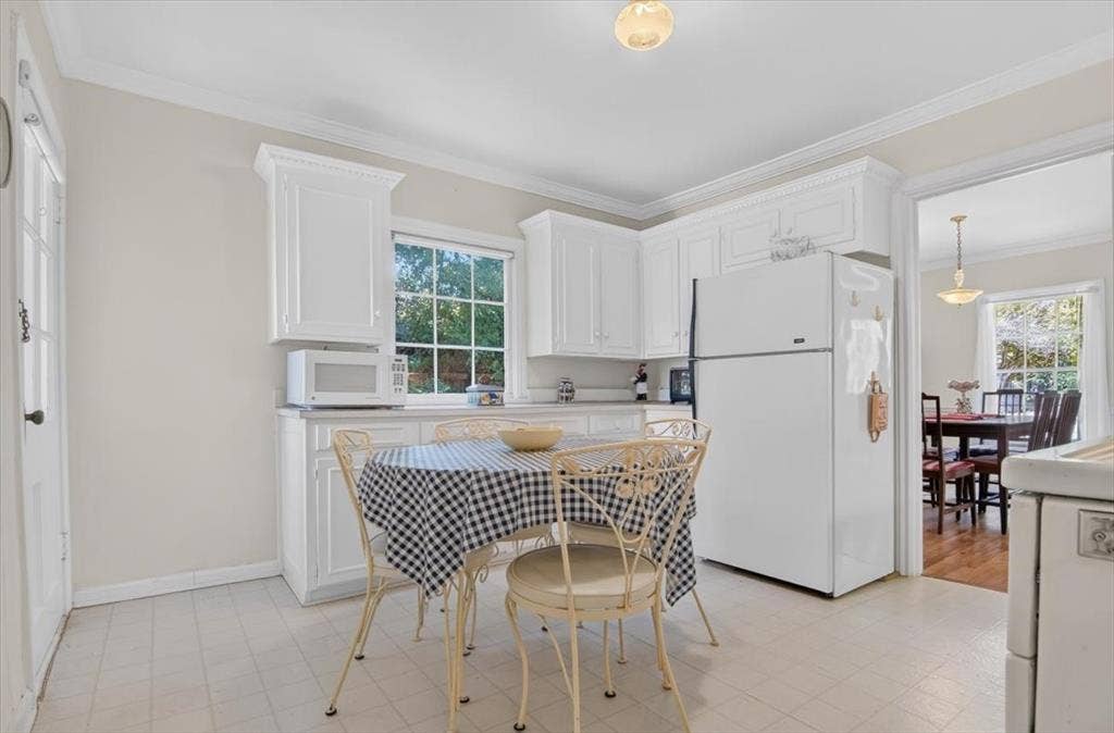 600 N 33 Road, Waco, TX 76707