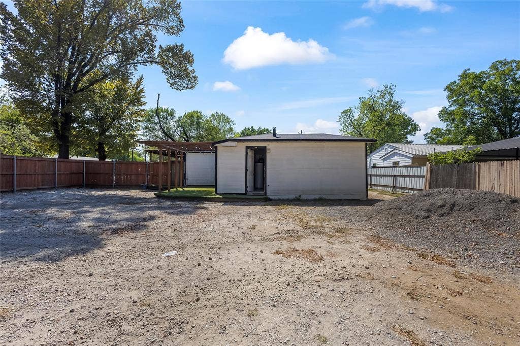 736 Angus, Dallas, TX 75217 736 Angus, Dallas, TX 75217