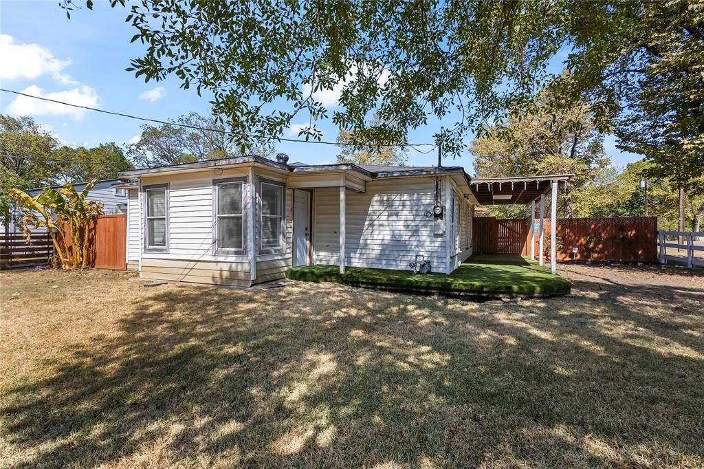 736 Angus, Dallas, TX 75217 736 Angus, Dallas, TX 75217