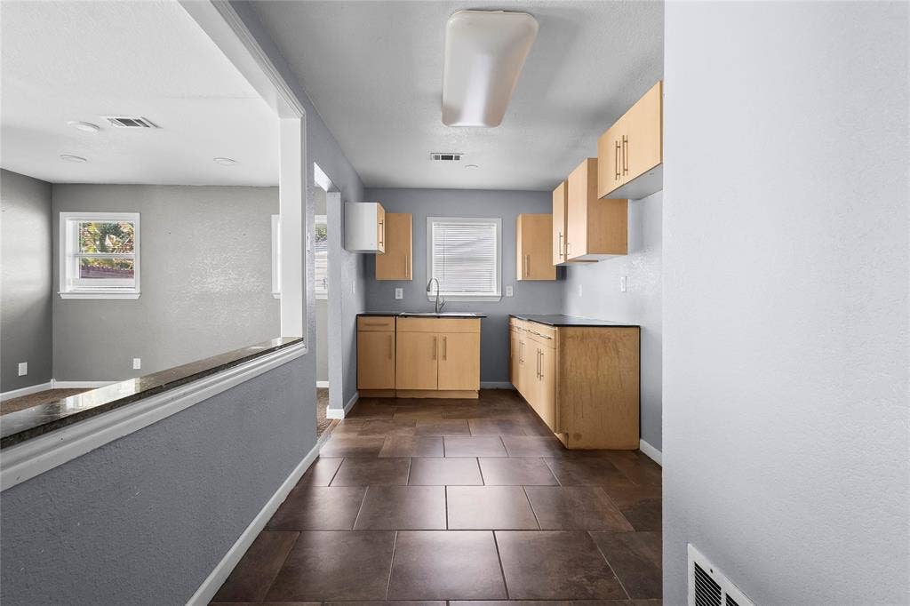 736 Angus, Dallas, TX 75217 736 Angus, Dallas, TX 75217
