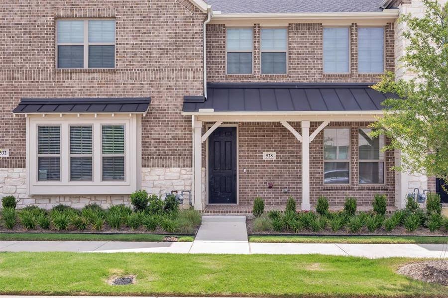 Property photo for 528 4th Street, Argyle, TX