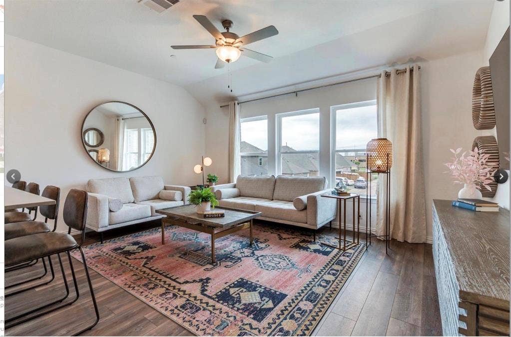 5114 Heritage Street, Haltom City, TX 76117 5114 Heritage Street, Haltom City, TX 76117