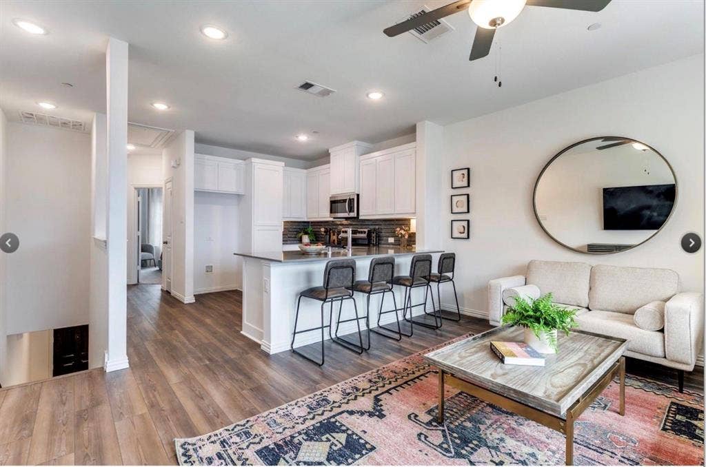 5114 Heritage Street, Haltom City, TX 76117 5114 Heritage Street, Haltom City, TX 76117