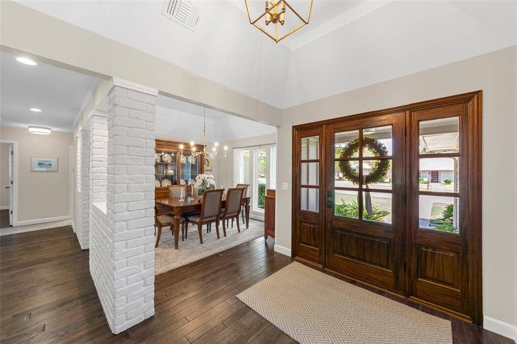 1800 Cross Bend Road, Plano, TX 75023 1800 Cross Bend Road, Plano, TX 75023