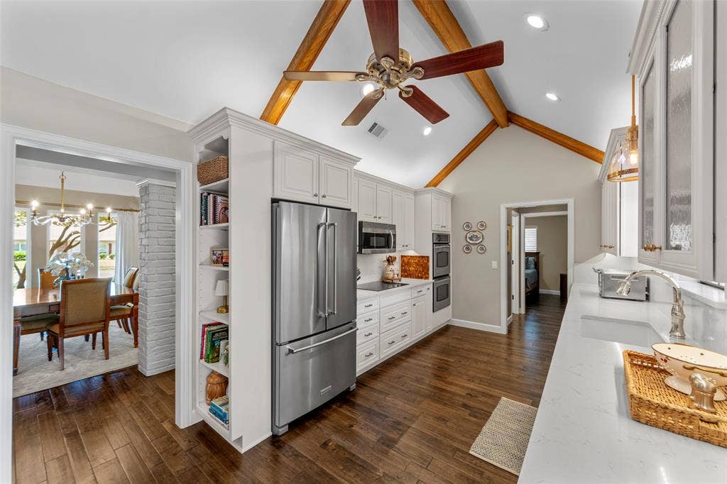 1800 Cross Bend Road, Plano, TX 75023 1800 Cross Bend Road, Plano, TX 75023