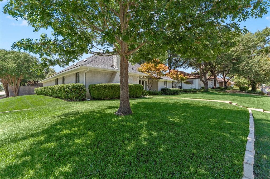 1800 Cross Bend Road, Plano, TX 75023 1800 Cross Bend Road, Plano, TX 75023
