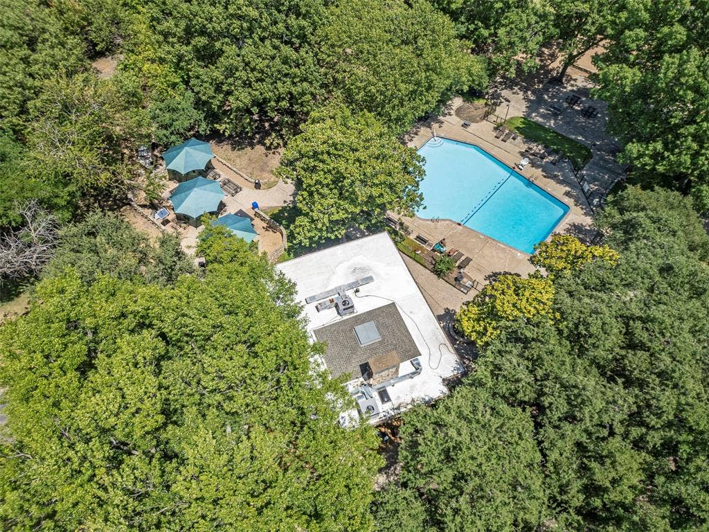 1800 Cross Bend Road, Plano, TX 75023 1800 Cross Bend Road, Plano, TX 75023