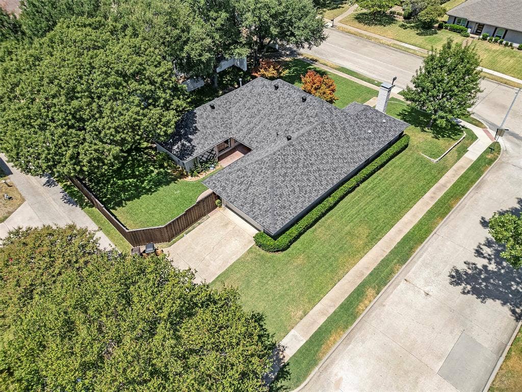 1800 Cross Bend Road, Plano, TX 75023 1800 Cross Bend Road, Plano, TX 75023