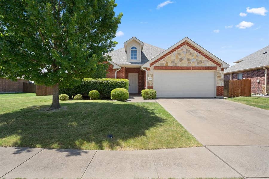 Property photo for 104 Holly Street, Waxahachie, TX