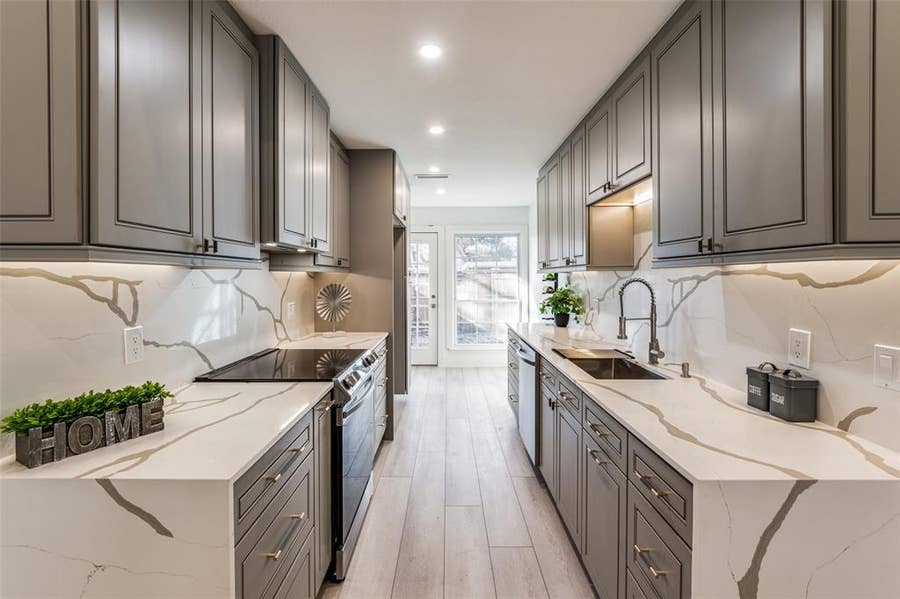 Property photo for 13702 FLAGSTONE Lane, Dallas, TX