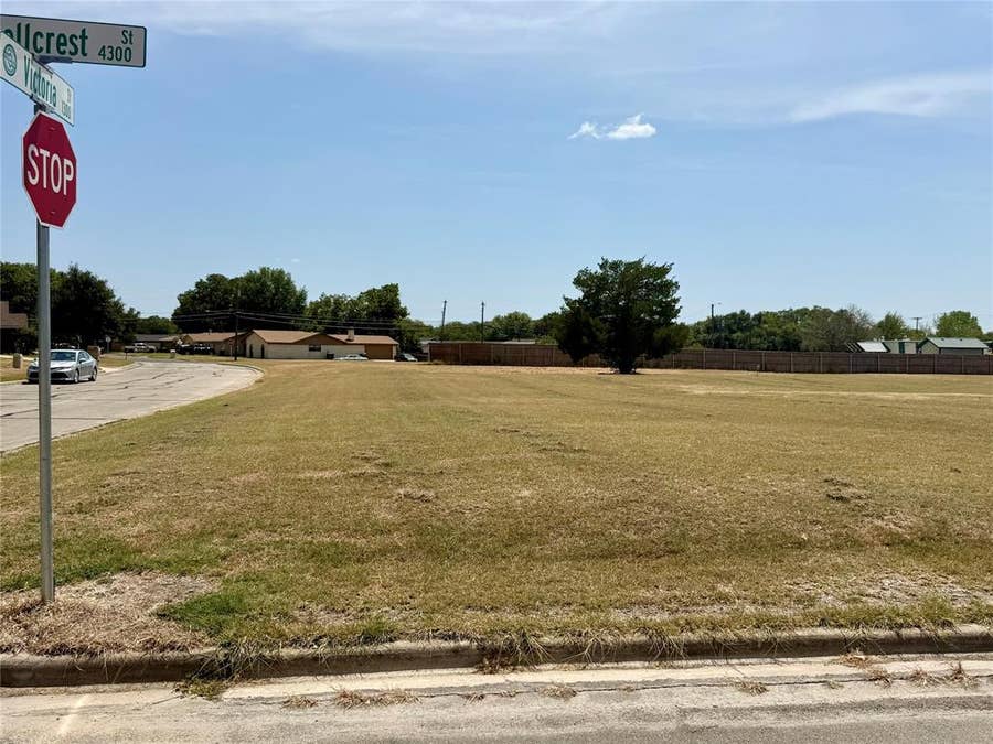 Property photo for 000 Bellcrest Drive, Bellmead, TX