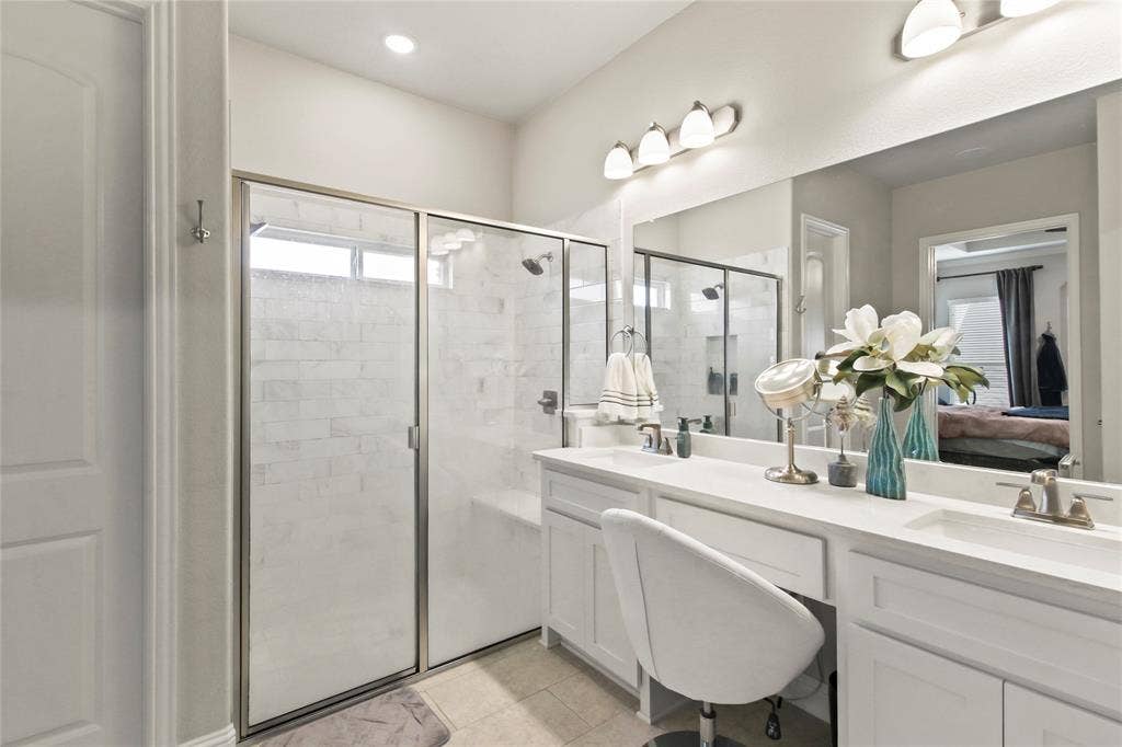 12505 Amesbury Way, Farmers Branch, TX 75234