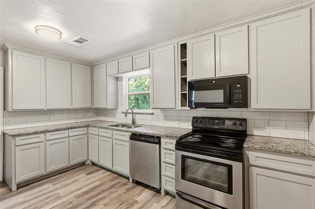 103 #A Calhoun Bend, Azle, TX 76020 103 #A Calhoun Bend, Azle, TX 76020