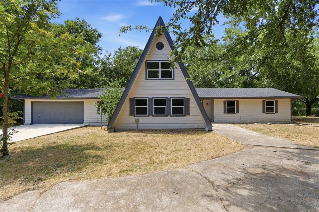 103 #A Calhoun Bend, Azle, TX 76020 103 #A Calhoun Bend, Azle, TX 76020