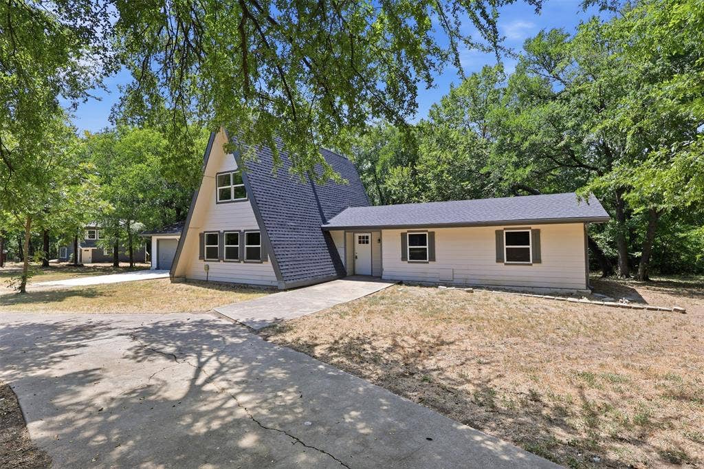 103 #A Calhoun Bend, Azle, TX 76020 103 #A Calhoun Bend, Azle, TX 76020