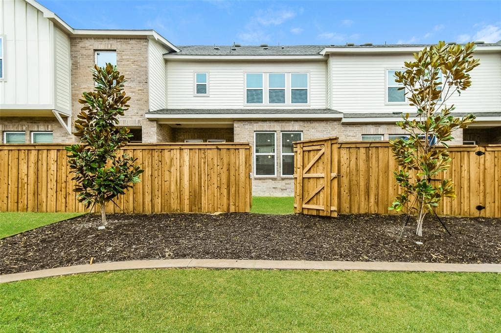 3036 Jasper Trail, Garland, TX 75043 3036 Jasper Trail, Garland, TX 75043