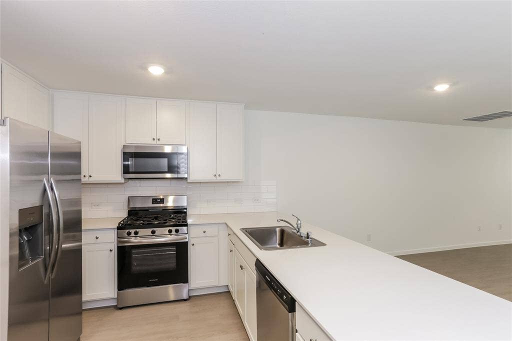 15209 Rangeland Road, Haslet, TX 76052 15209 Rangeland Road, Haslet, TX 76052