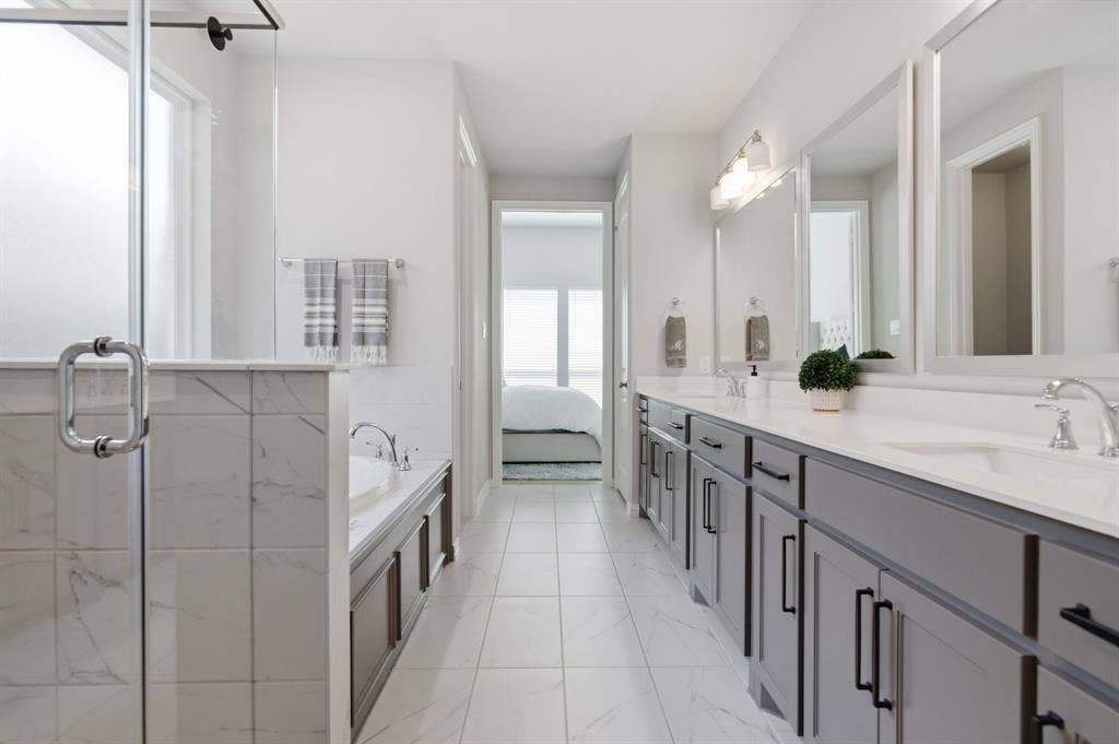 910 Winter Cherry Lane, Haslet, TX 76052