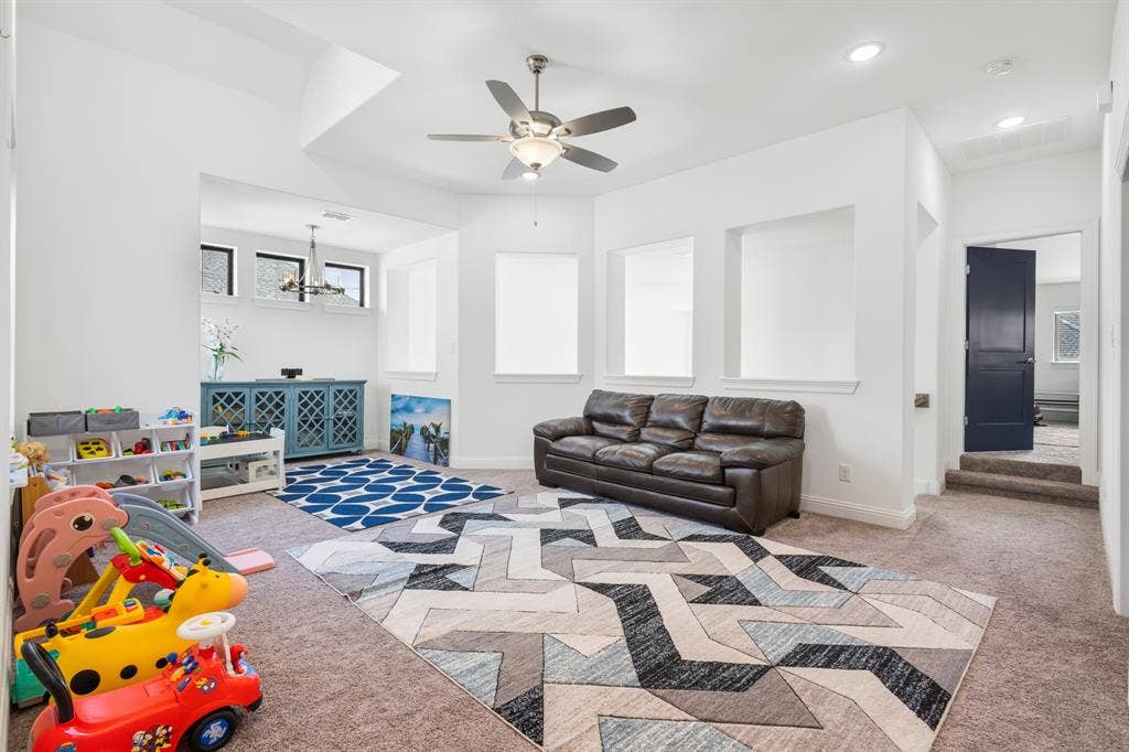 4719 Cypress Thorn Drive, Arlington, TX 76005