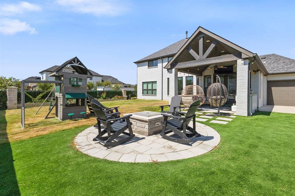 4719 Cypress Thorn Drive, Arlington, TX 76005