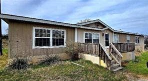 8253 Hutcheson Hill Road, Springtown, TX 76082 8253 Hutcheson Hill Road, Springtown, TX 76082