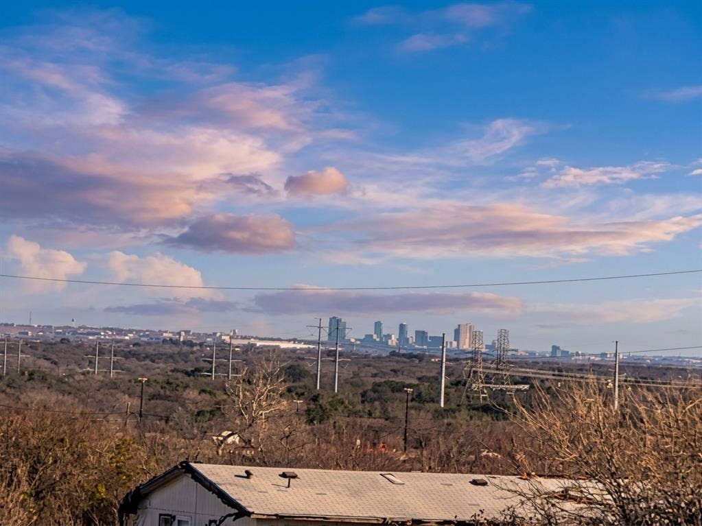 102 Sparrow, Azle, TX 76020 102 Sparrow, Azle, TX 76020