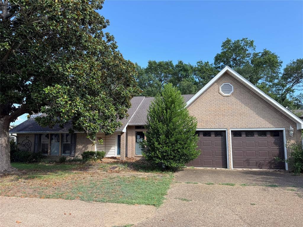 249 N Bay Drive, Bullard, TX 75757 249 N Bay Drive, Bullard, TX 75757