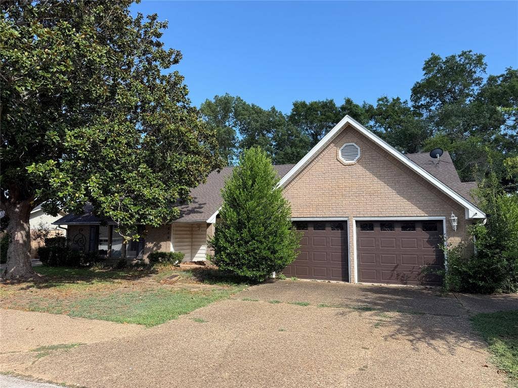 249 N Bay Drive, Bullard, TX 75757 249 N Bay Drive, Bullard, TX 75757