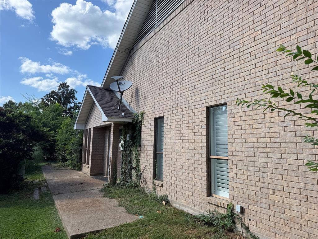 249 N Bay Drive, Bullard, TX 75757 249 N Bay Drive, Bullard, TX 75757